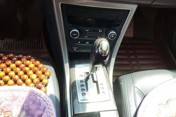 Used Roewe 550 2012 550 1.8L Automatic Value Edition
