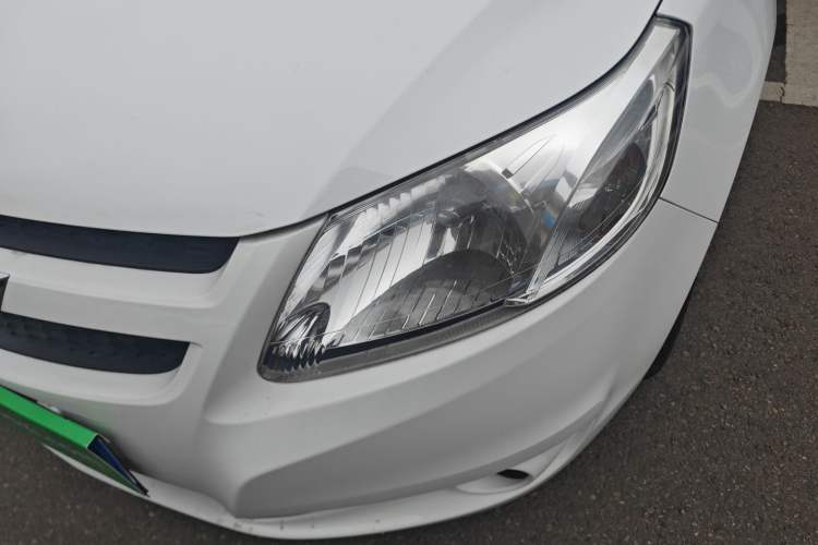 Used Chevrolet Sail 2013 Sedan 1.2L Manual Fashionable Happiness Edition