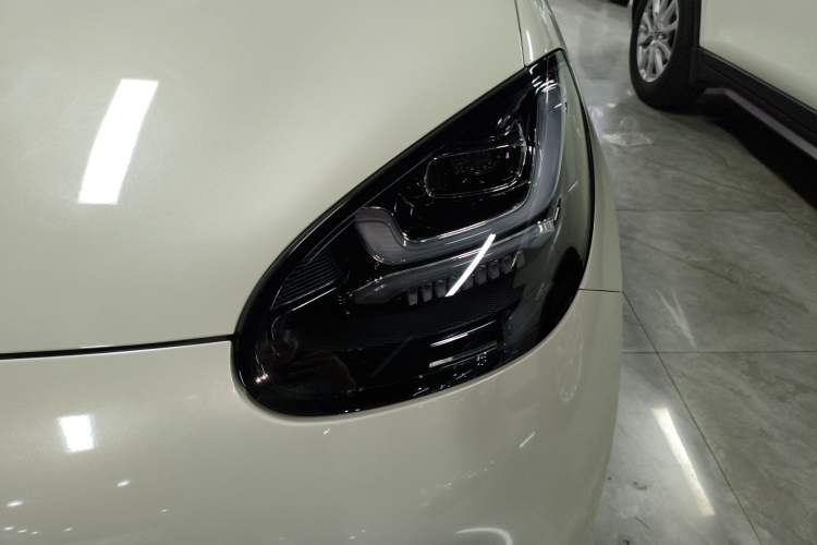 Used Wuling Bingo 2024 333 km Enjoyment Version Left Front Headlight