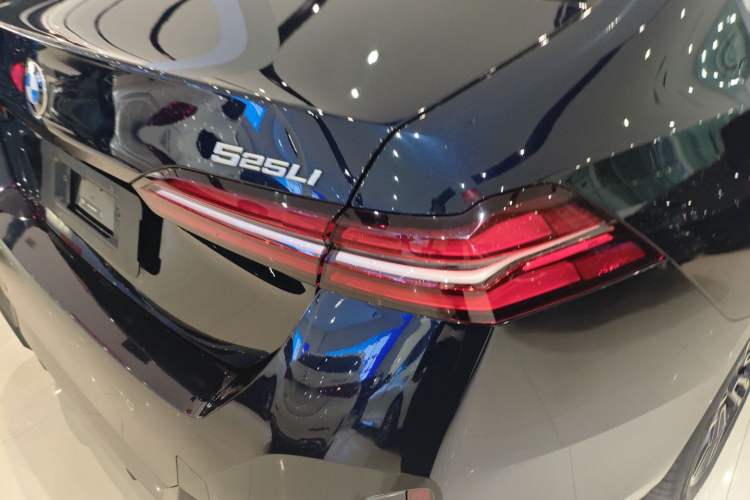 Used BMW 5 Series 2025 525Li M Sport Package