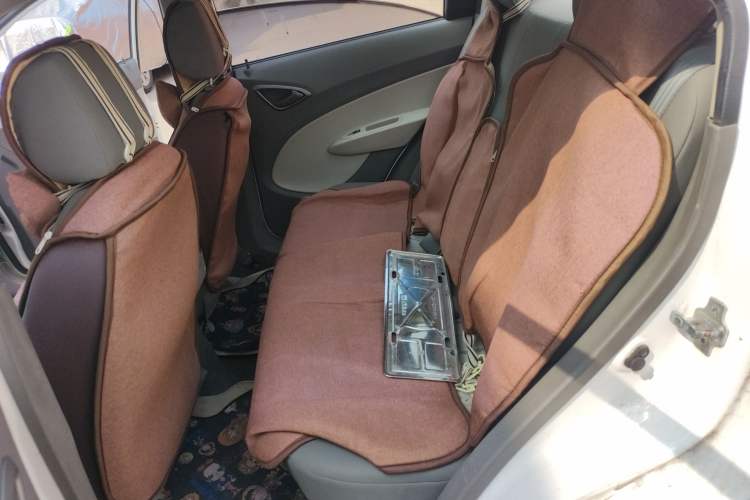 Used Chevrolet Sail 2011 Sedan 1.4L AMT Happiness Edition