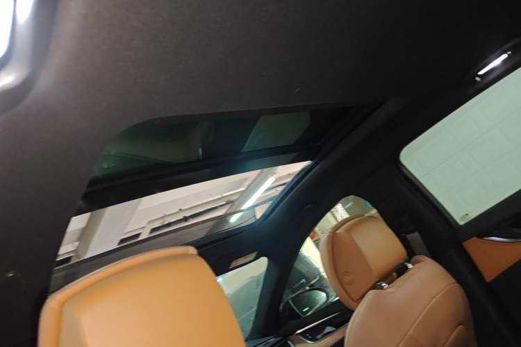 Used Buick LaCrosse 2018 28T Luxury Model
