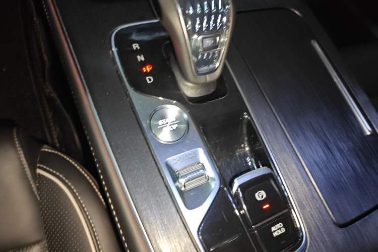 Used GAC Trumpchi GS8 2022 Flagship Series 2.0 TGDI Four-Wheel Drive Luxury Smart Connectivity Version (6 Seats) Vehicle Key