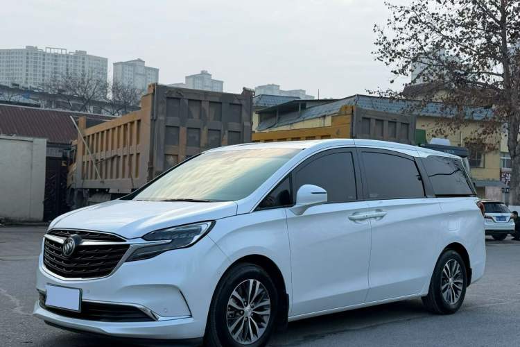 Used Buick GL8 2022 ES Landtrek 653T Luxury Edition