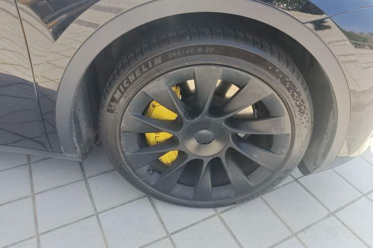 Used Tesla Model Y 2021 Standard Range Rear-Wheel Drive Version