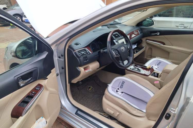 Used Toyota Camry 2012 2.0G Luxury Navigation Edition Driver Seat