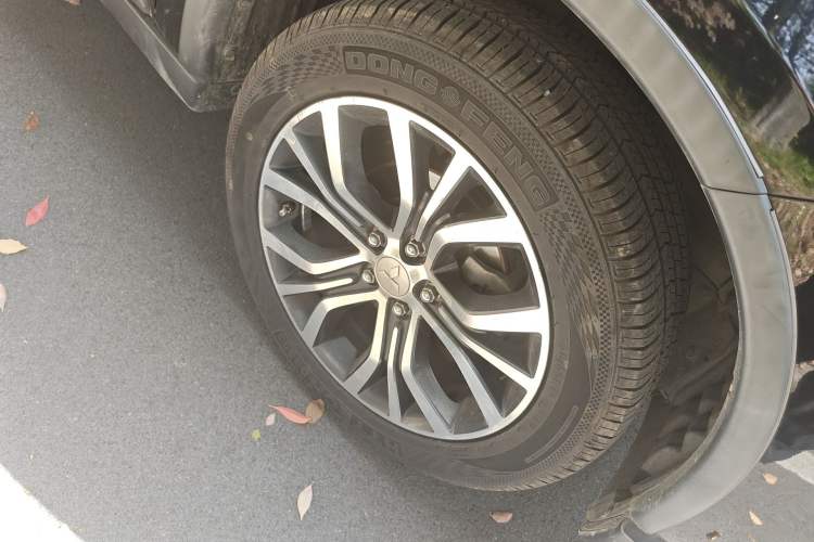 Used Mitsubishi Outlander 2018 2.0L Two-Wheel-Drive Jiale Edition 7-Seater