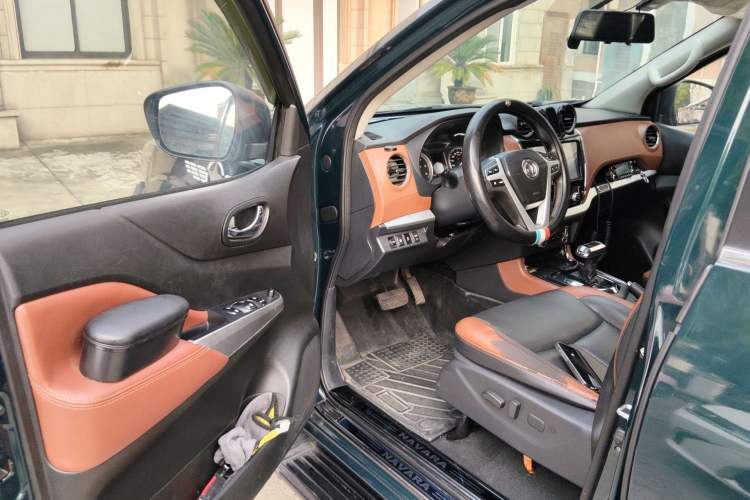 Used Dongfeng Ruichi 6 2020 2.3T Automatic All-Wheel Drive Diesel Flagship Version China VI Standard M9T Driver Seat