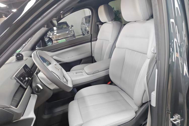 Used Nio ES8 2024 100kWh Signature Edition Left Front Seat