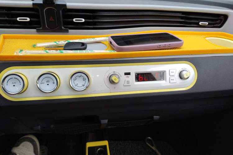 Used Wuling Hongguang MINIEV 2021 Macaron Premium Model – Lithium Iron Phosphate