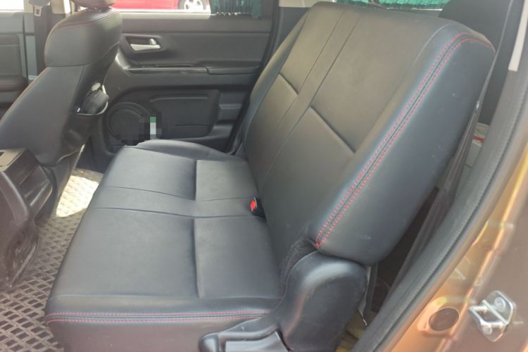 Used CHANGAN OSHAN X70A 2019 1.5L Manual Basic Version China VI Standard Left Rear Seat