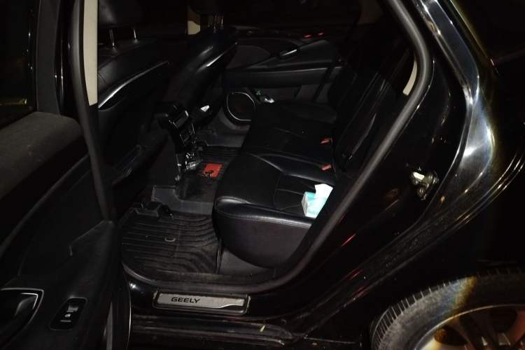 Used Geely Auto Emgrand GT 2015 2.4L Comfort Model Left Rear Seat