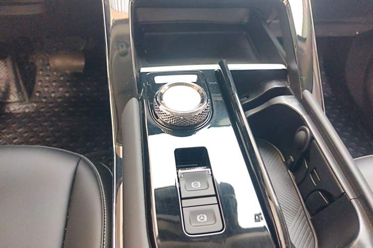 Used Haval H6 2022 3rd Generation 1.5T Automatic Two-Wheel Drive Max Gear Lever