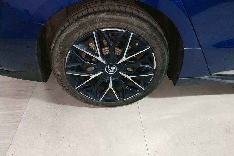 Used BYD Han 2022 EV Genesis Edition 610KM All-Wheel Drive Premium Model
