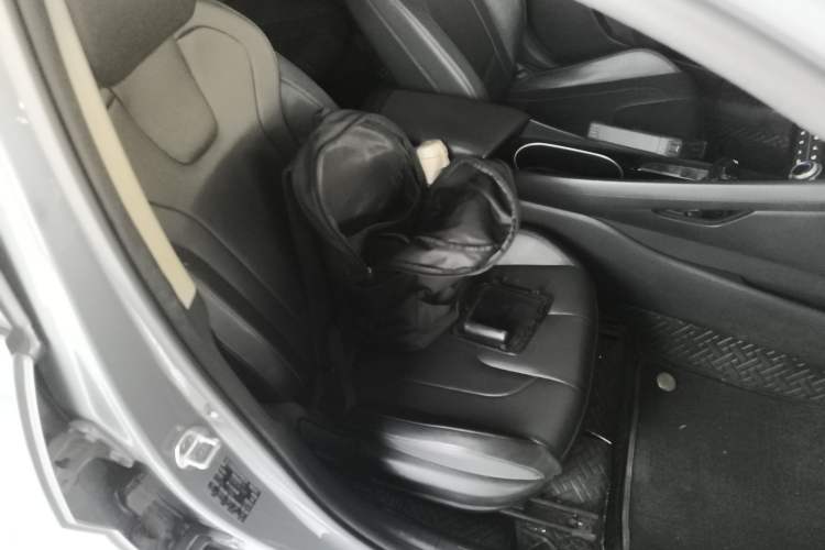 Used Hyundai Elantra 2022 1.5L CVT GLX Elite Edition