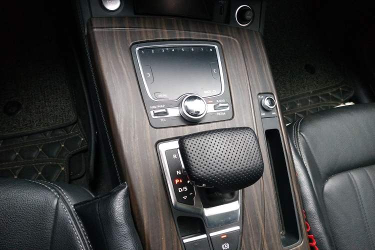 Used Audi Q5L 2020 Updated 40 TFSI Prestige Fashion Edition