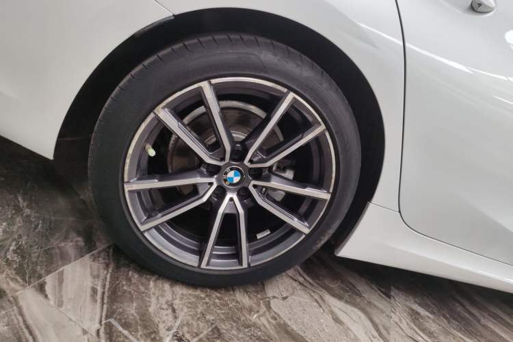 Used BMW 3 Series 2021 Restyled 325Li M Sport Package