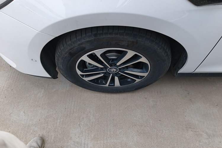 Used BYD Qin PLUS 2025 DM-i Smart Drive 120KM Superior Model
