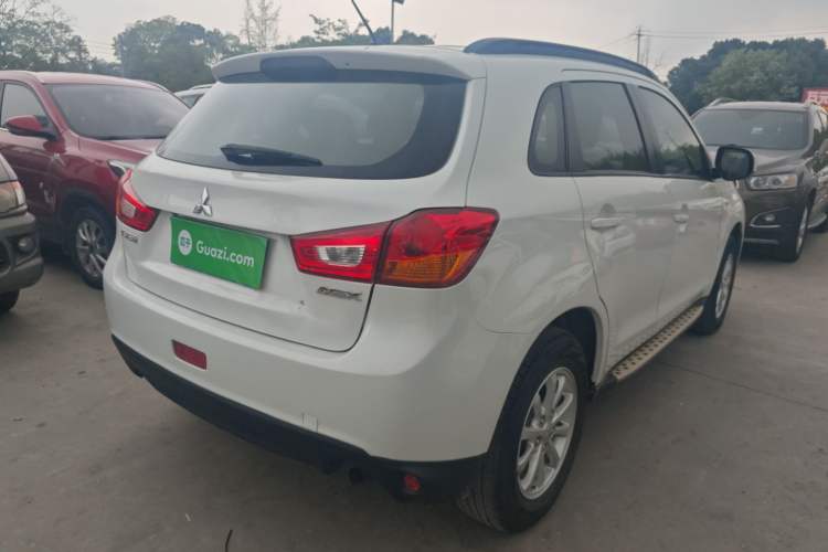 Used Mitsubishi ASX 2013 2.0L CVT Two-Wheel Drive Elite Edition Rear Right 45 Deg