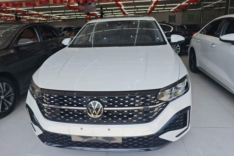 Used Volkswagen Lavida 2024 1.5L Automatic Starry Sky 5 Million Edition Front