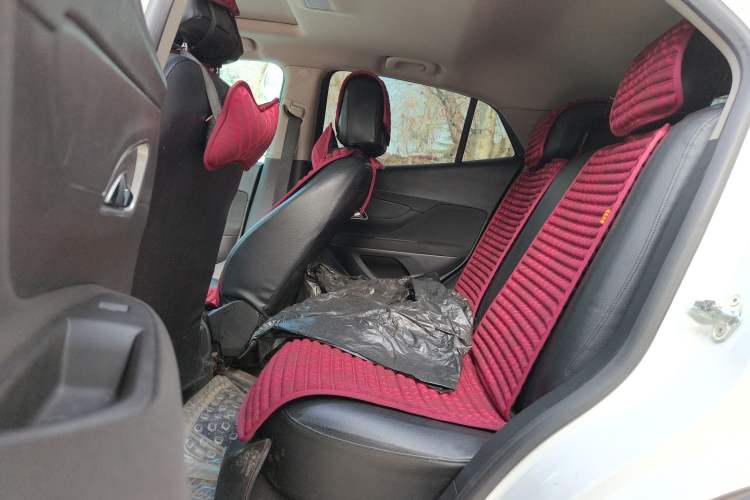 Used Buick Encore 2015 1.4T Automatic Two-Wheel Drive Urban Elite Version