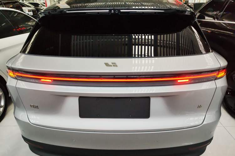 Used Li Auto i6 2025 Model Two-Wheel-Drive Standard Type Rear