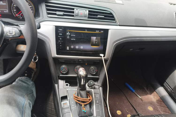 Used Volkswagen Lamando 2021 230TSI DSG Fashion Edition Audio And AC Panel