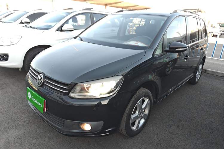 Used Volkswagen Touran 2013 1.4T Manual Fashion Edition 5 Seats