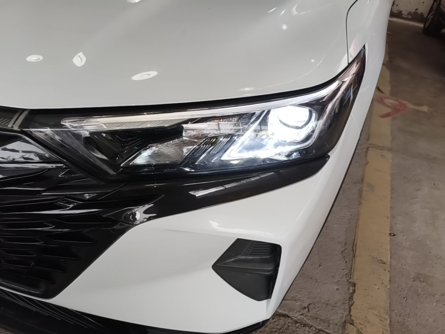 Dongfeng Aeolus AX7 2023 Mach Edition 1.5T DCT DF31 — снимка 8