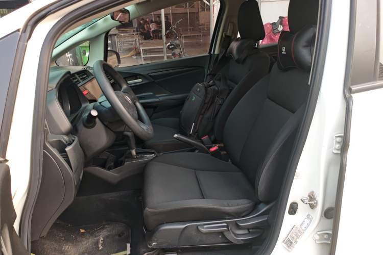 Used Honda Fit 2016 1.5L LX CVT Comfort Model Left Front Seat