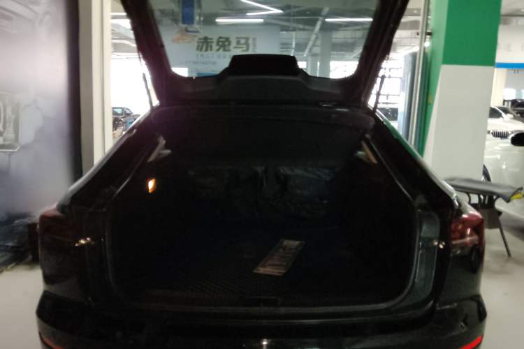 Used Bestune B70 2022 Third Generation 1.5T Automatic Enjoyment Version Trunk