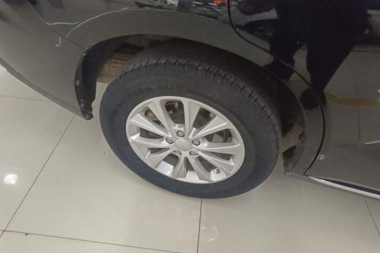 Used Haval M6 2021 PLUS 1.5T Manual Luxury Smart Connectivity Model Right Rear Wheel Hub