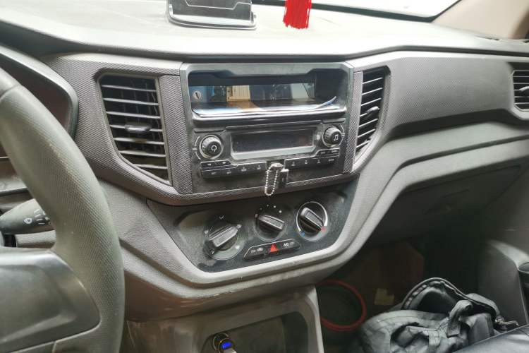 Used Wuling Hongguang V 2021 1.5L Jingqu Version LAR
