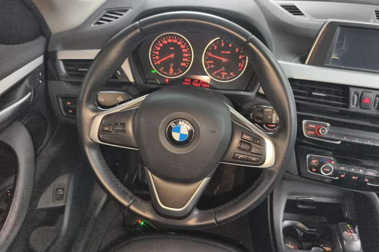 Used BMW X1 2016 sDrive18Li Premium Edition