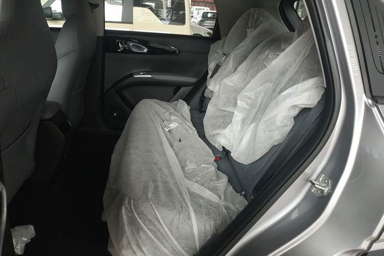 Used Geely Galaxy Geome 2026 Model 310km Youth Edition Left Rear Seat