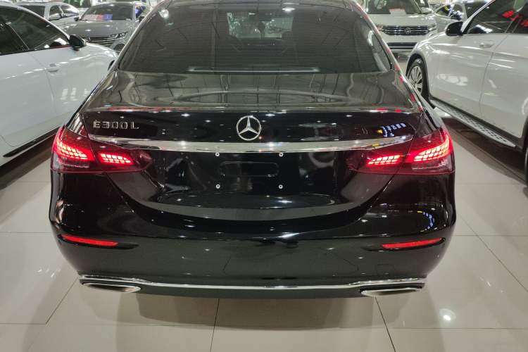 Used Mercedes-Benz E-Class 2023 Updated E 300 L Fashion Edition
