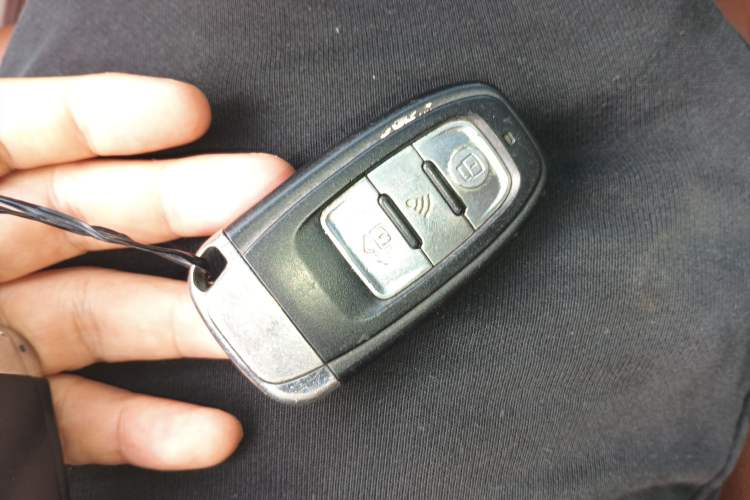 Used Toyota Highlander 2012 2.7L 2WD 5-Seater Elite Edition Vehicle Key