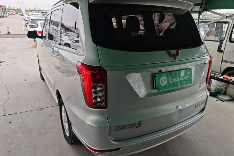 Used Wuling Hongguang 2018 1.5L S Standard Version L2B
