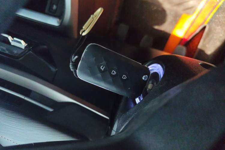 Used Wuling Jiachen 2022 1.5T Manual Comfort & Dynamic Version