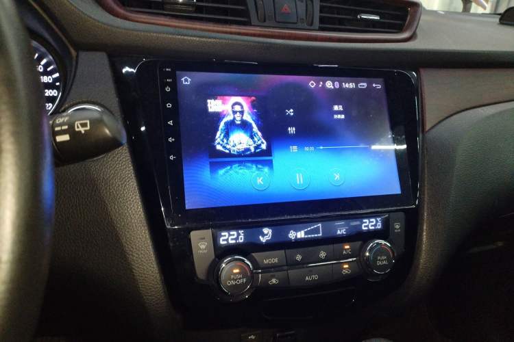 Used Nissan X-Trail 2015 2.0L CVT Comfort MAX Edition 2WD
