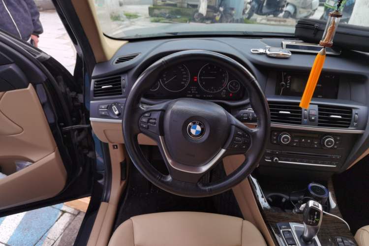 Used BMW X3 2012 xDrive28i Luxury Model