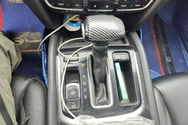 Used GAC Trumpchi GS8 2017 320T Two-Wheel Drive Luxury Smart Connectivity Version (7 Seats)