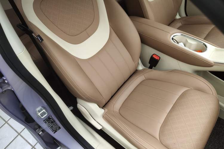 Used Wuling Bingo 2025 333 km Lingxi Deluxe Edition Right Front Seat