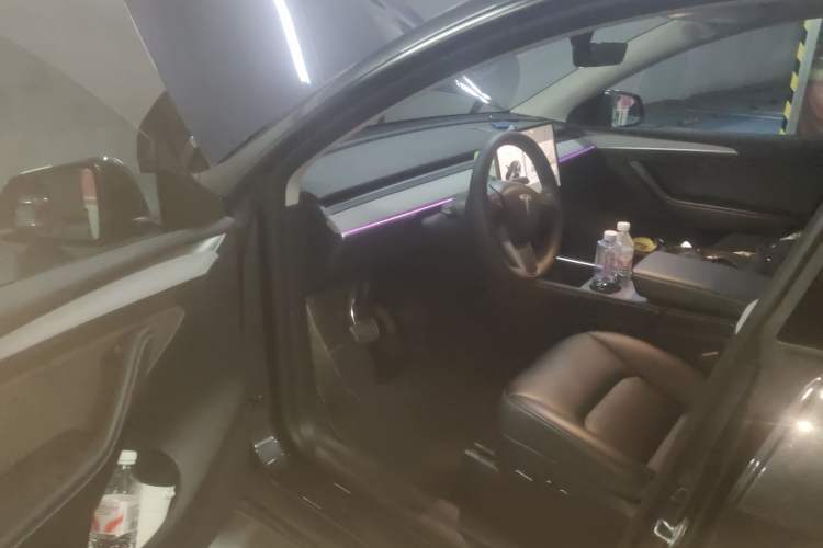 Used Tesla Model Y 2024 Rear-Wheel-Drive Version
