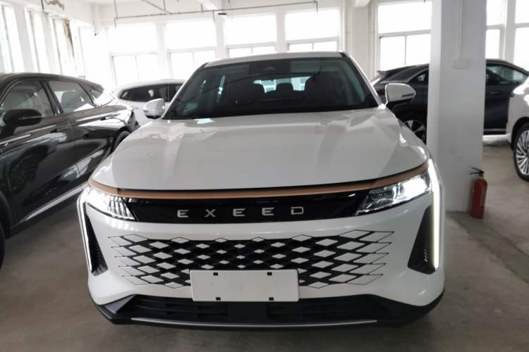 Used EXEED Stellar 2023 400T Two-Wheel Drive Comfort Flyfish Edition