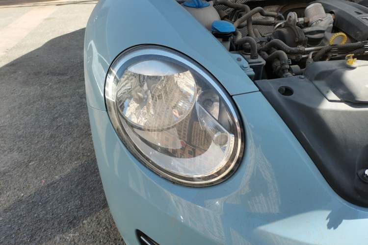 Used Volkswagen Beetle 2015 180TSI model
