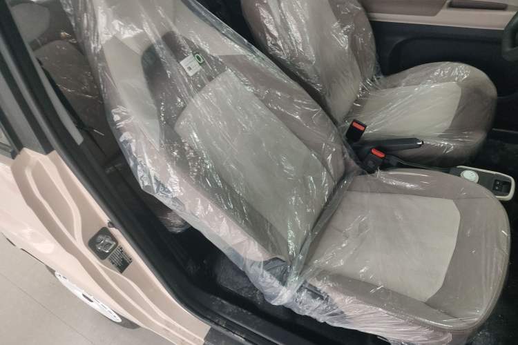 Used Chery QQ Ice Cream 2025 Model 205km Sundae Edition