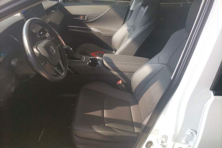 Used Toyota Venza 2023 2.0L CVT Two-Wheel Drive Prestige Version
