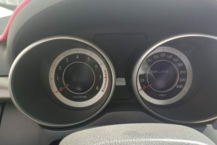 Used Bestune X80 2016 1.8T automatic comfort version
