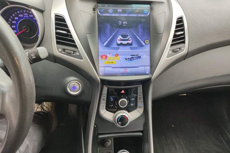 Used Hyundai Elantra (5th Generation / Langdong) 2015 1.6L Automatic Leading Model Audio And AC Panel